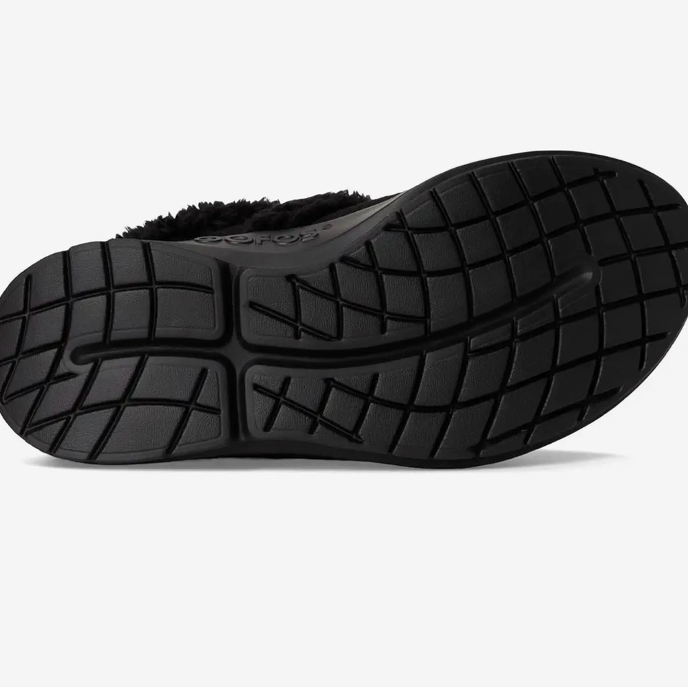 OOFOS Women's Black Clogs 7 - Picture 4 of 11